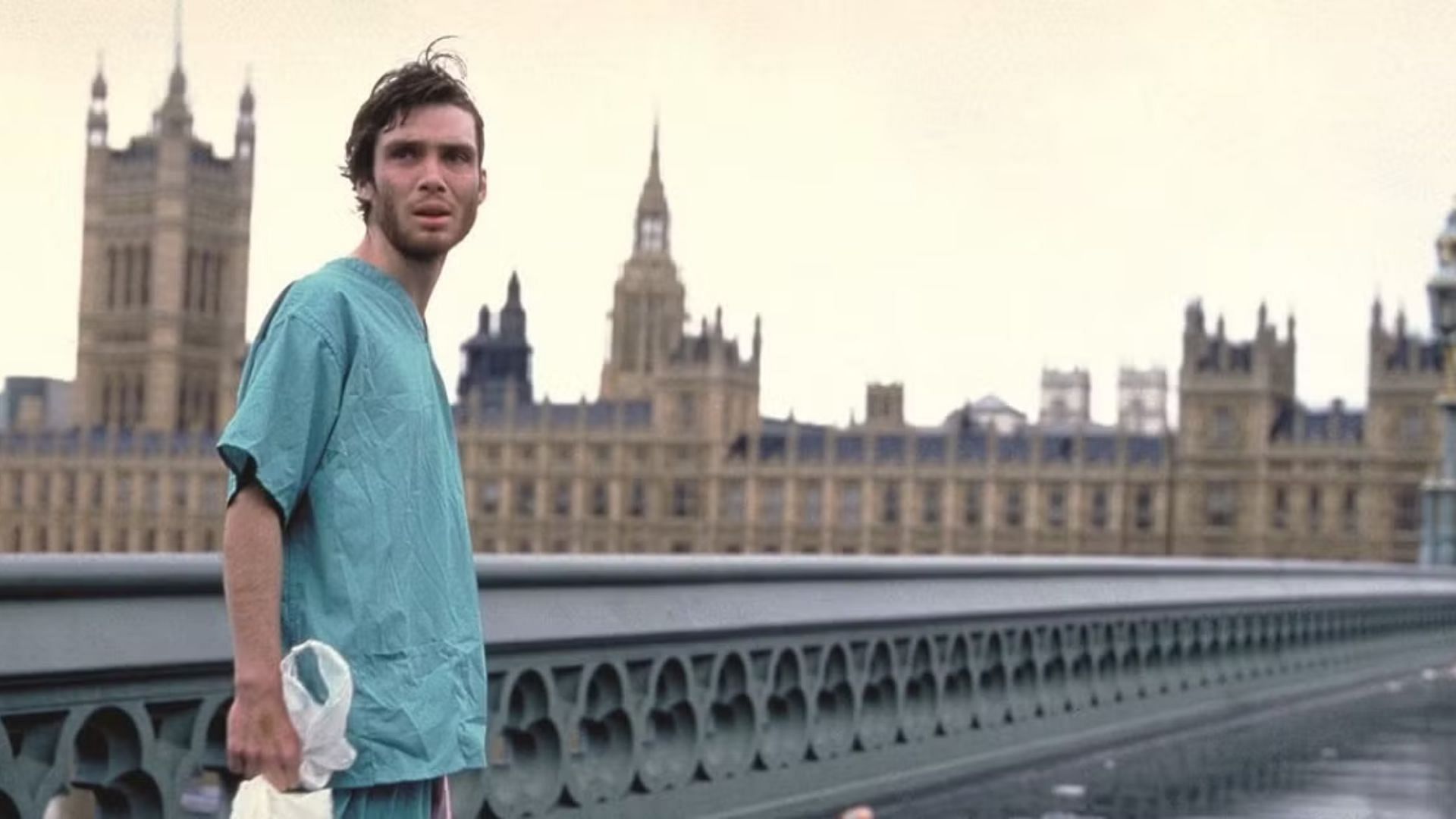 Still from 28 Days Later (Image via 20th Century Fox)